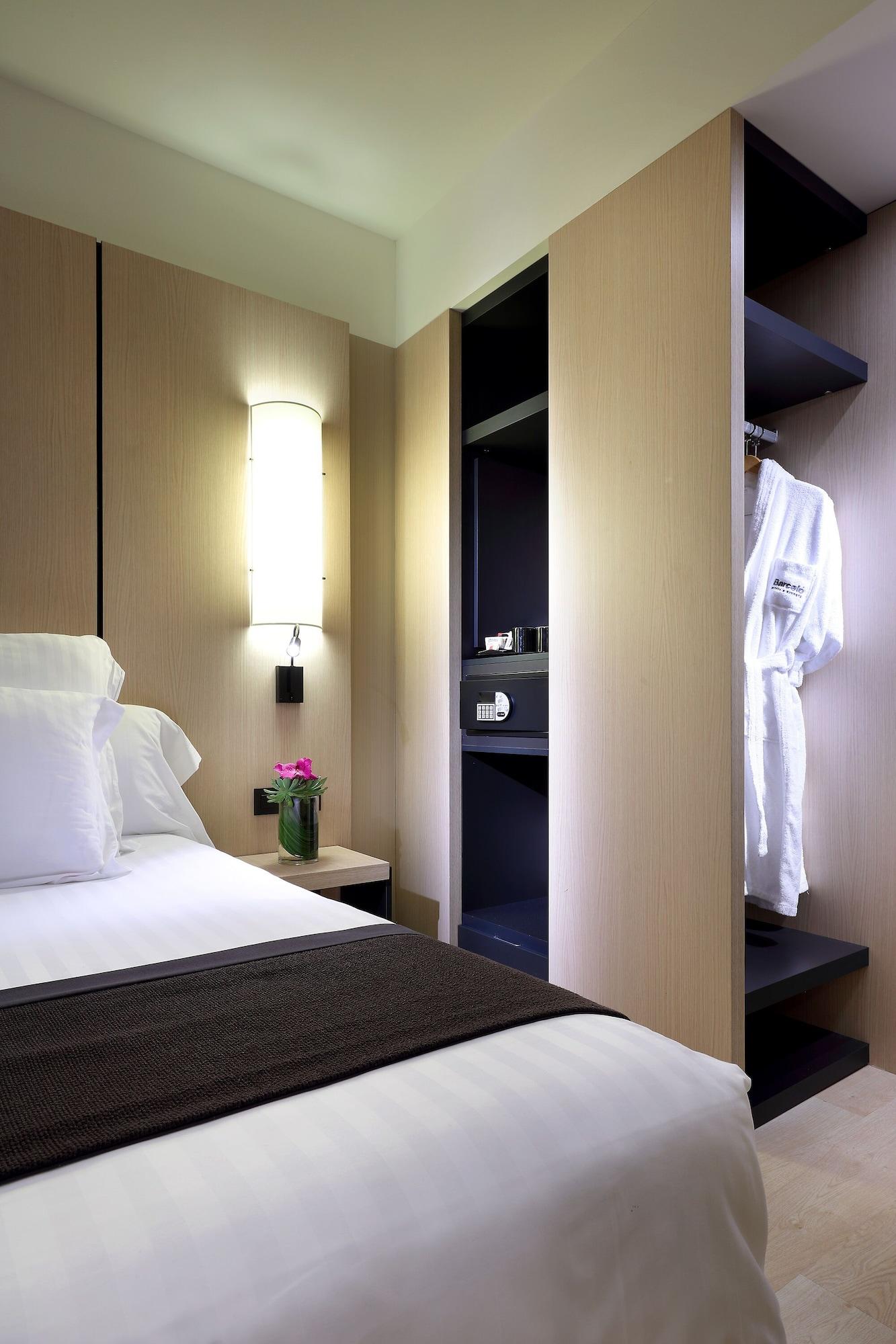 Hotel Occidental Bilbao Esterno foto