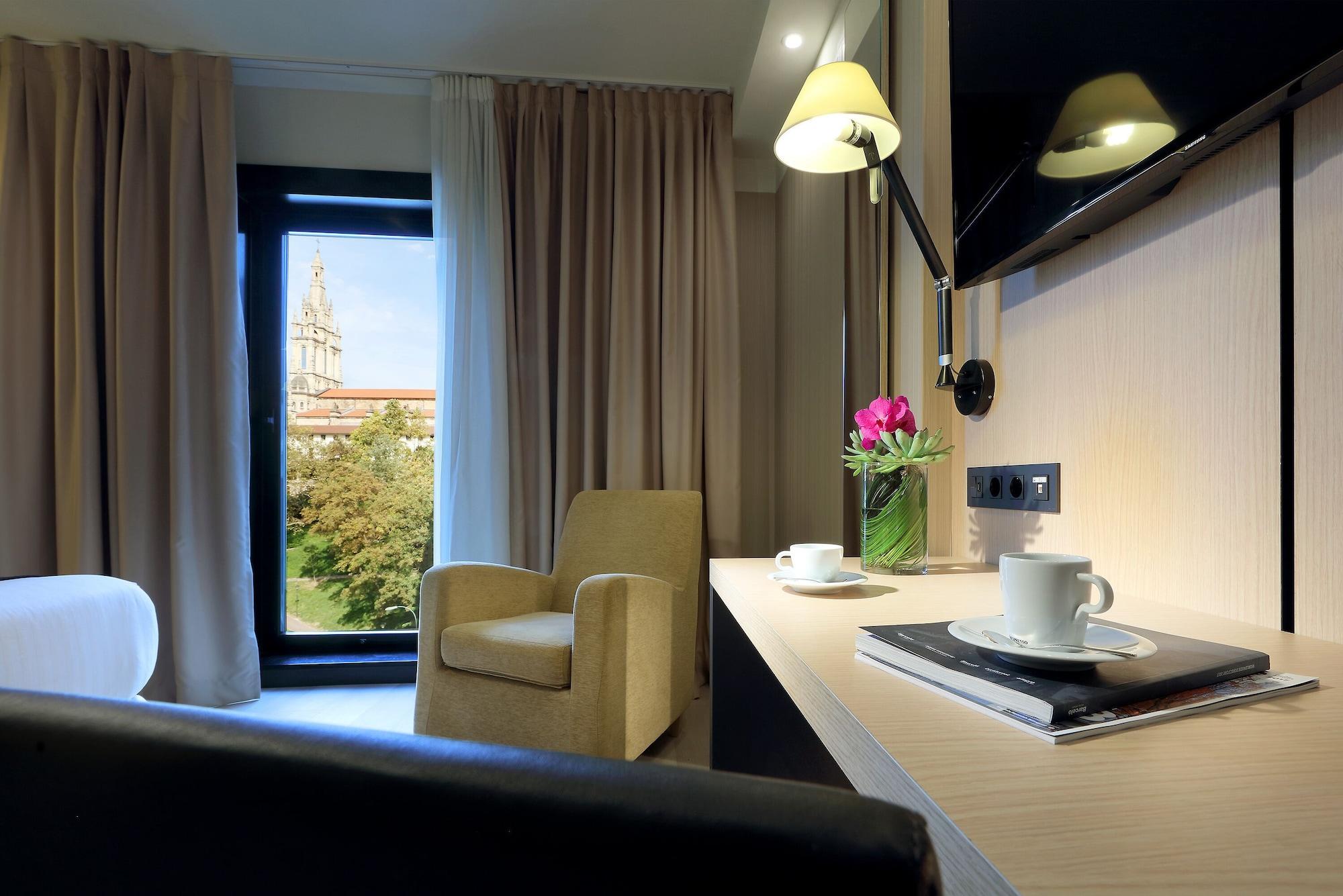 Hotel Occidental Bilbao Esterno foto
